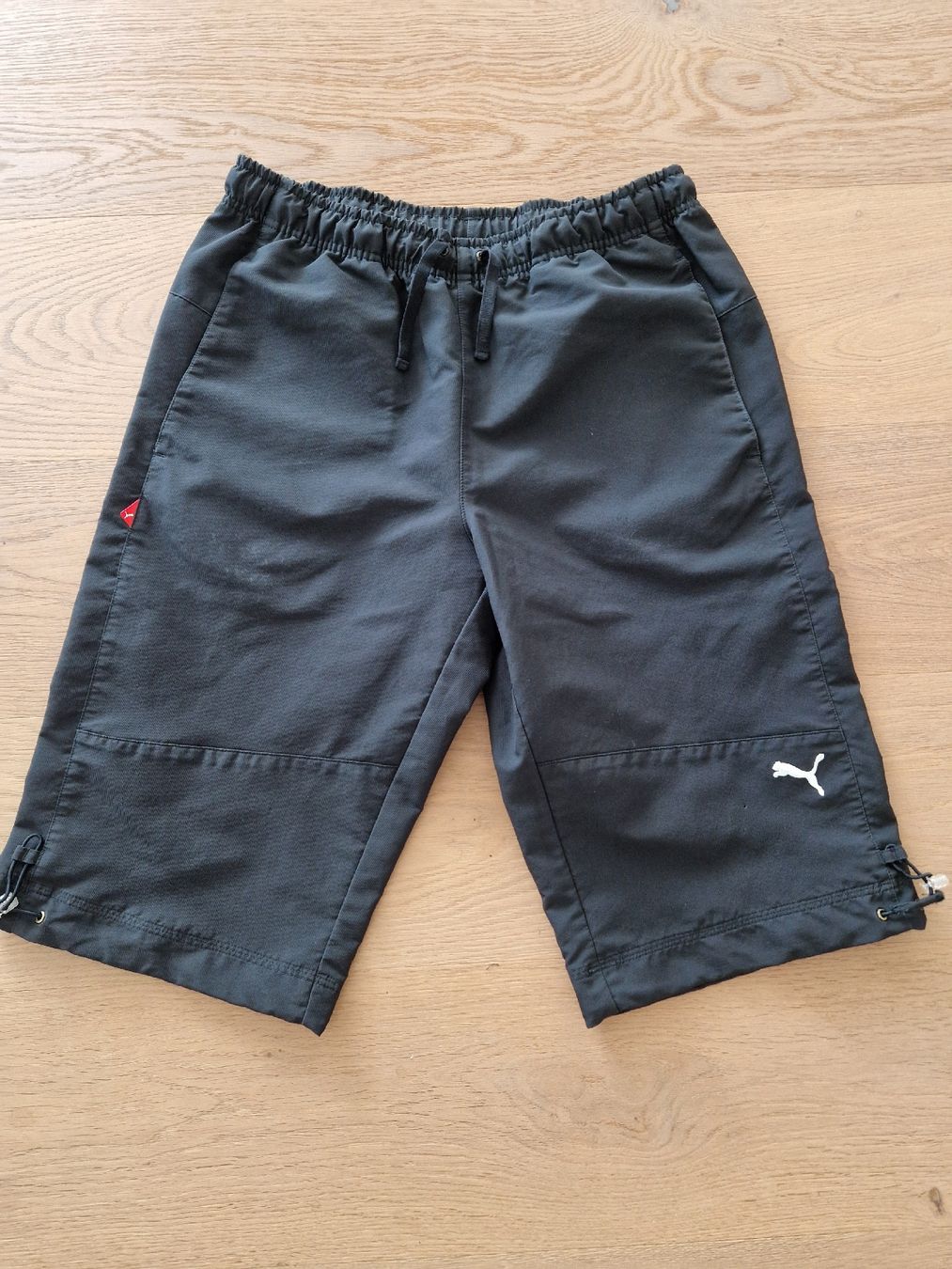 Puma Hosen: Kurze Sporthose Freizeithose von Puma Gr. S – Gebraucht aus Rothenburg von Transat2