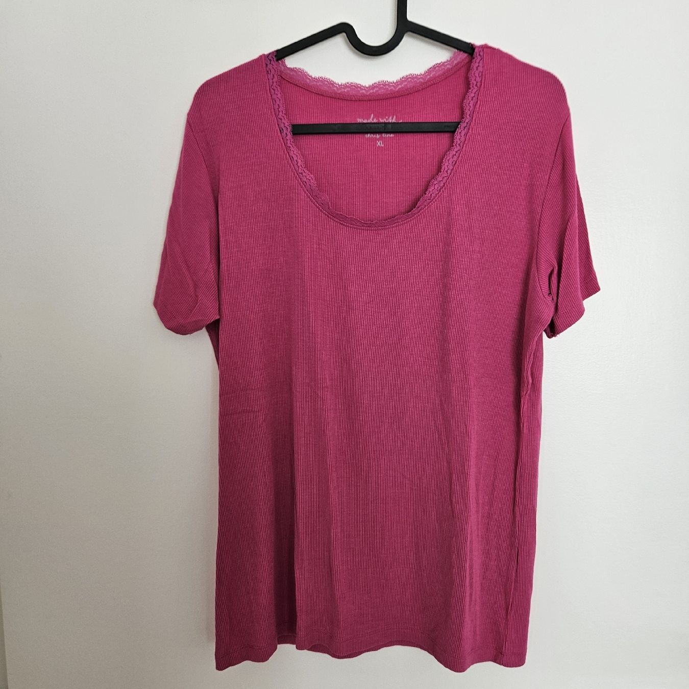 T-Shirts: 2x T-Shirt, Ripp – Gebraucht aus Bern von naaa000xci 1