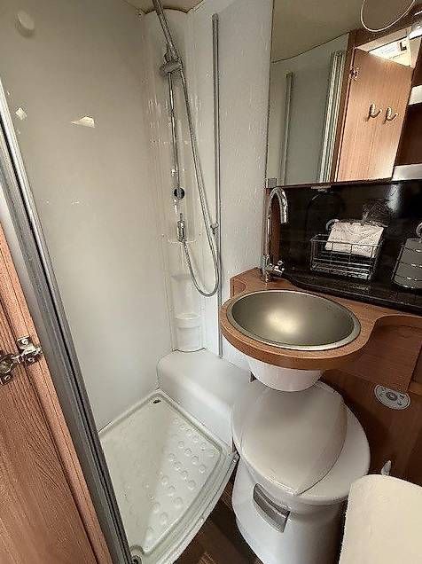 Veicoli da campeggio: KNAUS Sky-TI 650 MEG – Usato da Langenthal venduto da Reisemobil01 2