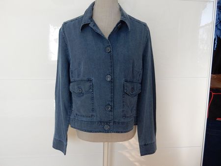 Jacke kurz Gr. 42 VERSAND
