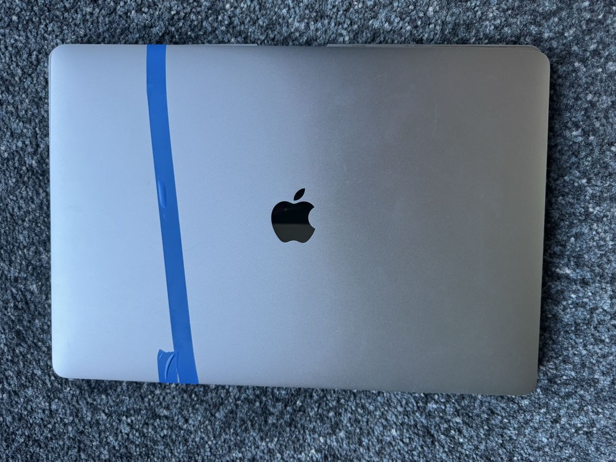 Apple Notebooks: Apple MacBook Pro 15" – Defekt aus Adliswil von Busys 2