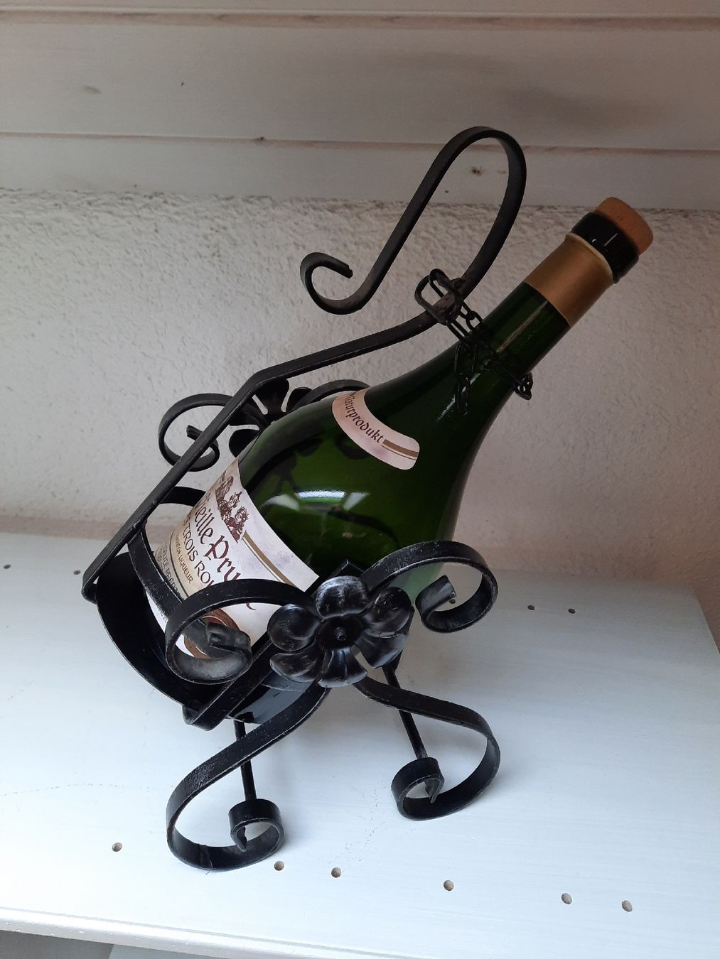 Portabottiglie: Vintage Schmiedeisengestell mit Schnapsflasche – Usato da Nottwil venduto da mar_jqm7 5