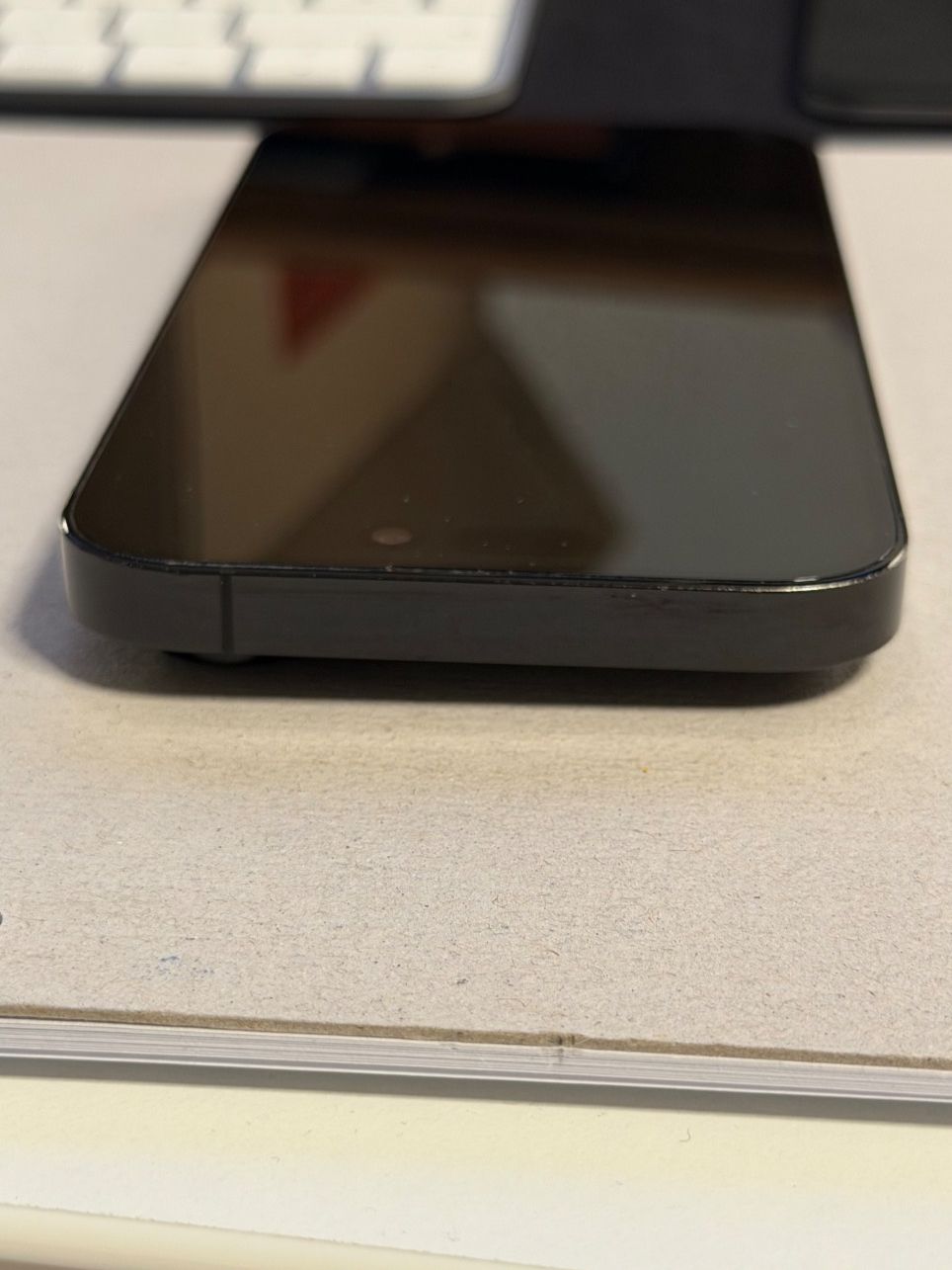 Apple Telefoni cellulari / Smartphones: iPhone 14 Pro - 256 GB - Space Black- Batterie 87% – Nuovo (secondo la descrizione) da Küsnacht ZH venduto da mic_trb6 2