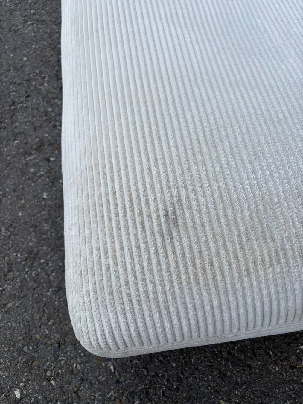 Pfister Sofas: Sitzgruppe SOFA "Cord light grey" – Gebraucht aus Gossau SG von WiWo9200 6