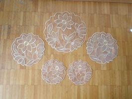 Untersetzer braun mit Blumen 5 Stück       Set 2