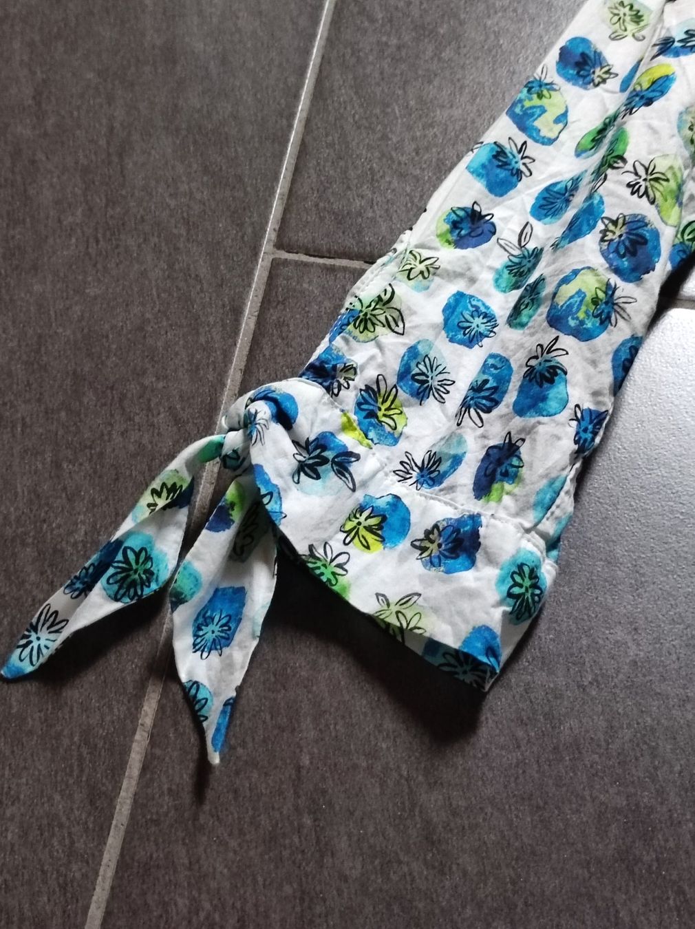Camicette: Bluse von Emily Van Den Bergh, Gr. 36, neu – Usato da Wohlen AG venduto da Tikale 5