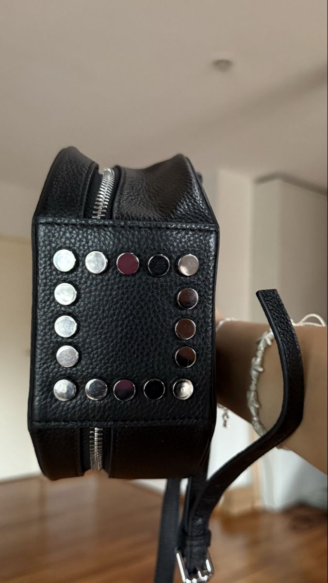 Sacs femmes: Small black leather bag – Neuf (Voir description) à Zürich par eli_t8nw 3