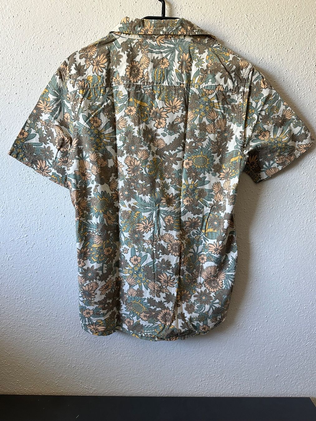 Quiksilver Chemises: Quicksilver Hemd – Neuf (Voir description) à Langenthal par fab_7q2r 1