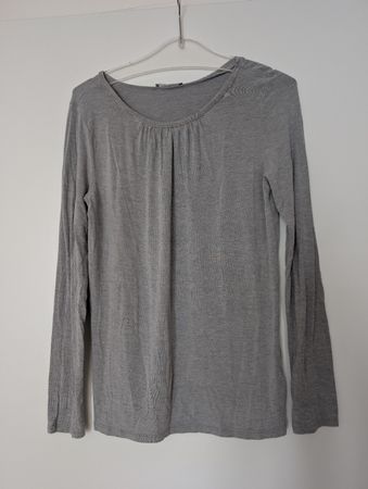Graues Langarmshirt Gr. S - bequem und stylisch!