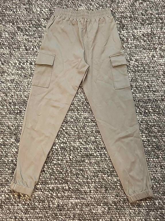 Pantaloni: New Yorker Hose 32 – Usato da Bubendorf venduto da RKUD 1