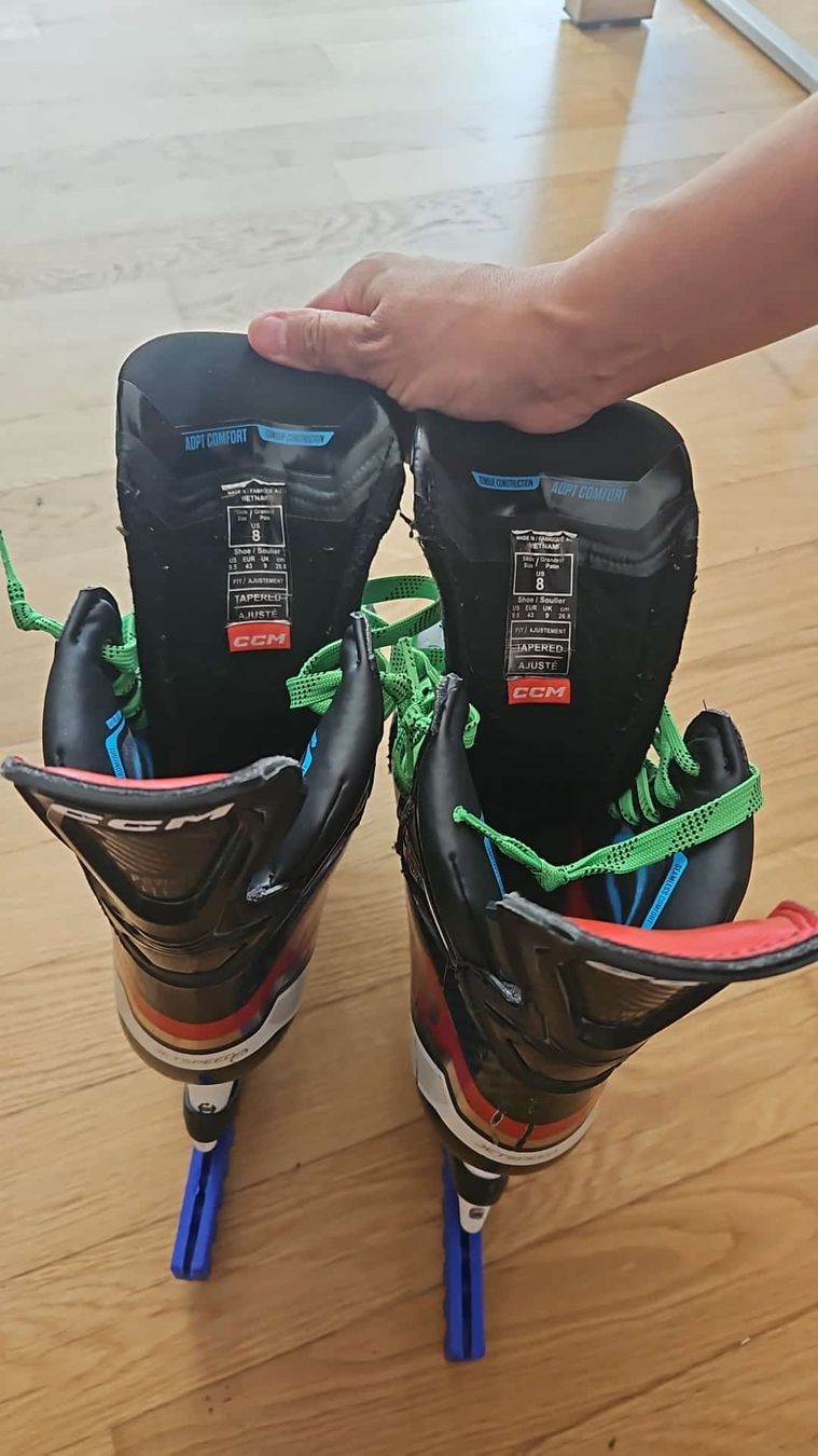 Ccm Pattini da ghiaccio: Eishockeyschlittschuhe CCM Jetspeed FT6 Pro Gr. 43 – Usato da Dorf venduto da Giedi 1