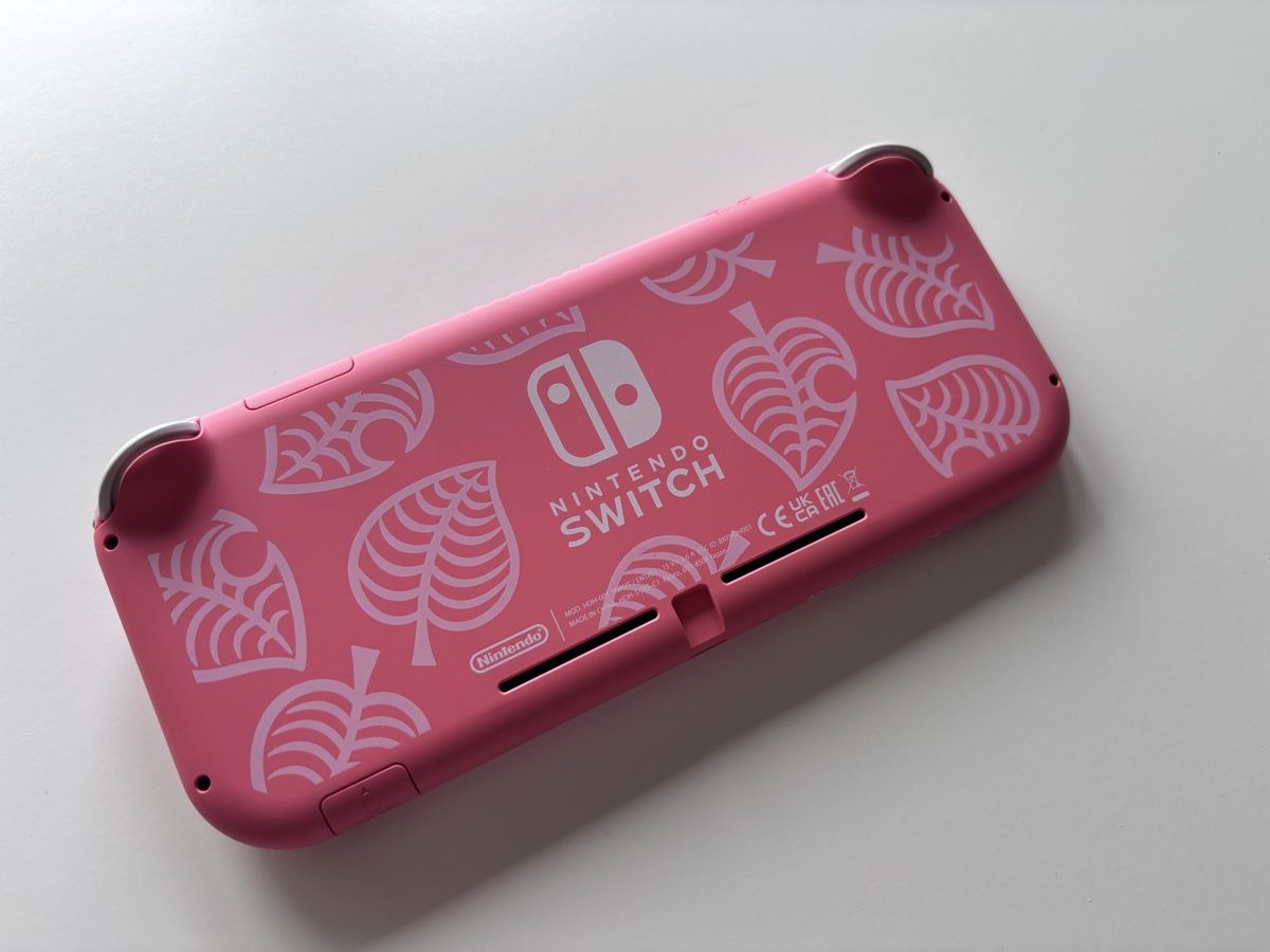 Nintendo Console: Nintendo Switch Lite Coral Animal Crossing Bundle – Usato da Zürich venduto da gmavrom 2