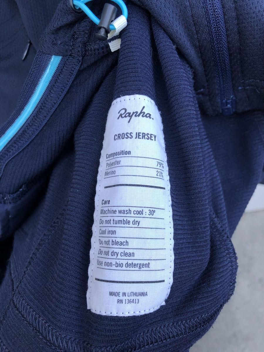 Rapha Jacken: Rapha Cycling Jacke – Gebraucht aus Fribourg von ann_l9b7 5