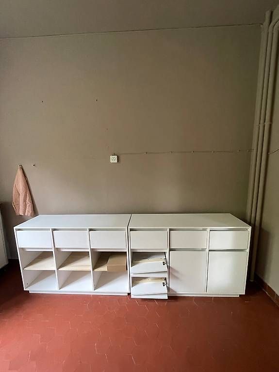 Cassettiere: 2 x Neu aufgebautes Sideboard – Usato da Zürich venduto da sopheli