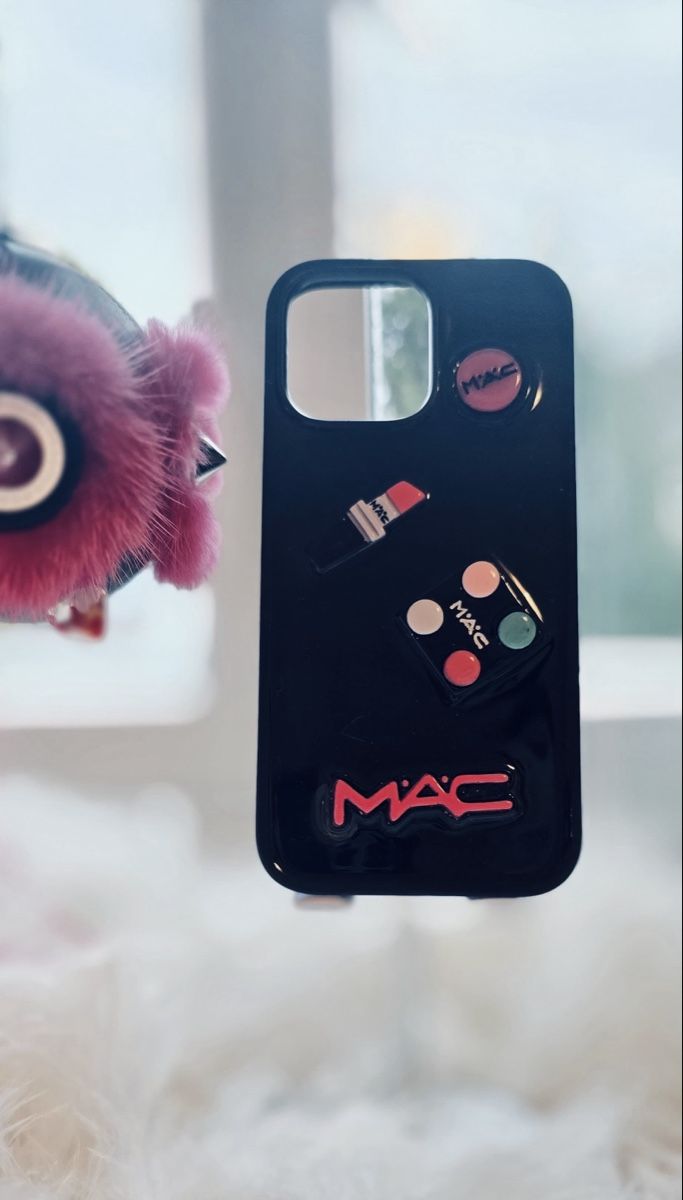 Apple Cover & Protezioni schermo: iPhone 16 pro max Hülle – Nuovo e nell'imballaggio originale da Winterthur venduto da danyar_1