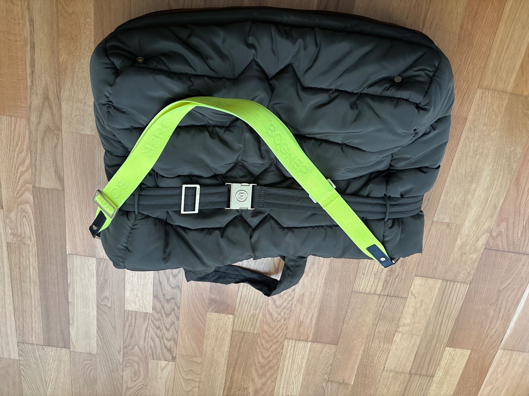 Taschen: Reisetasche – Gebraucht aus Thörishaus von peyersson 4