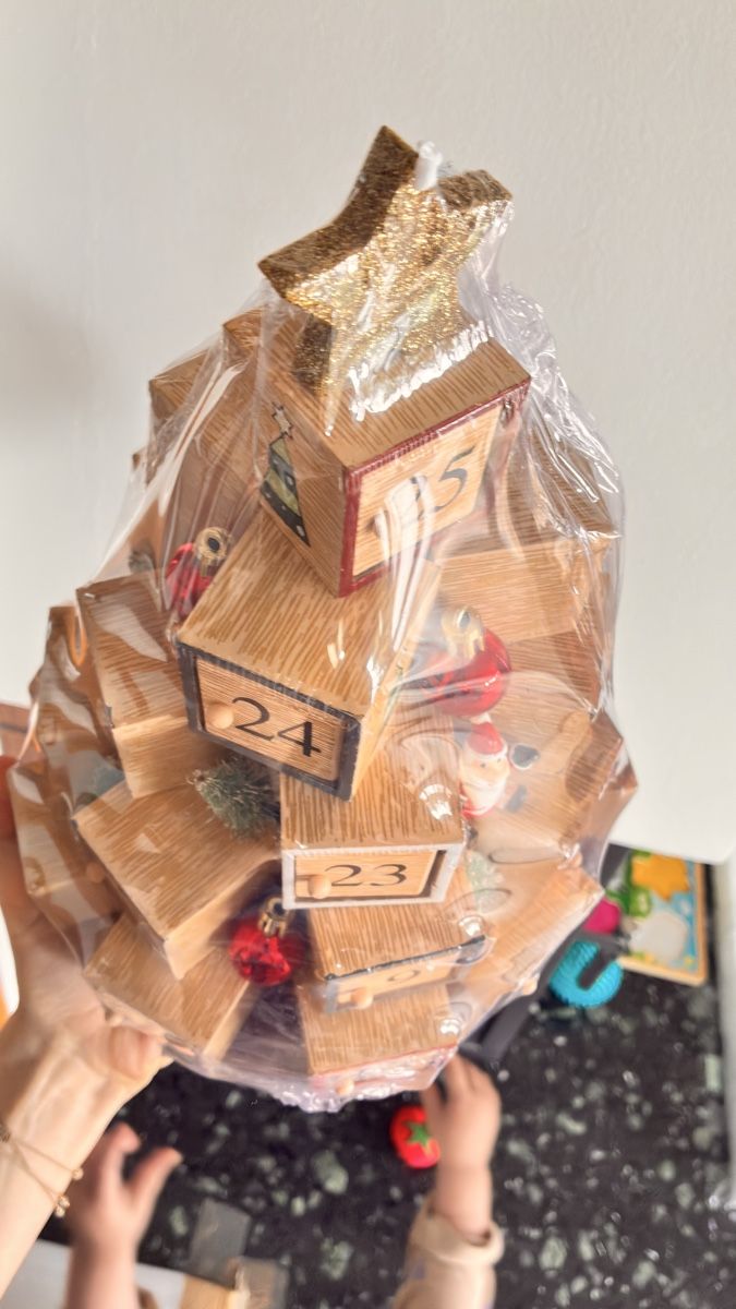 Kalender: Christmas Advent Calendar Tree, New in Packaging – Neu und originalverpackt aus Untersiggenthal von mic_ksv9 1