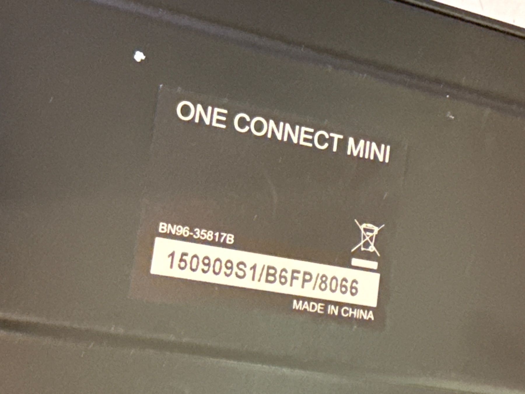 Samsung Adapter: Boîtier Samsung one connect MINI BN 96-35817B – Gebraucht aus St imier von sav_bjf9 4