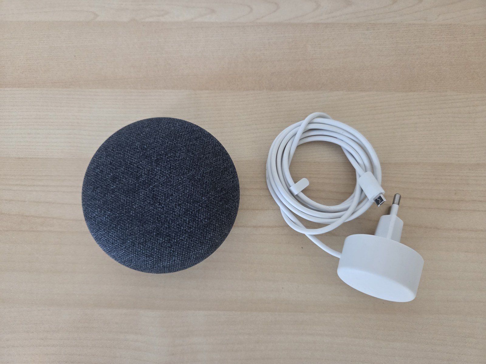 Google Casse acustiche: Google Home Mini enceinte connectée charbon + alimentation – Usato da Fribourg venduto da guilhem63 1