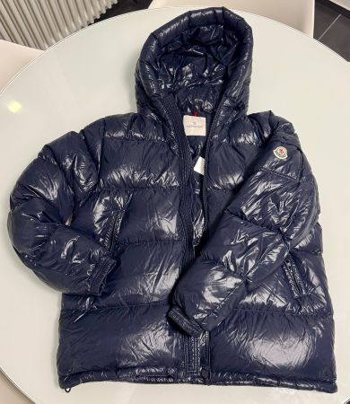 VENDO GIACCA MONCLER "ECRINS"