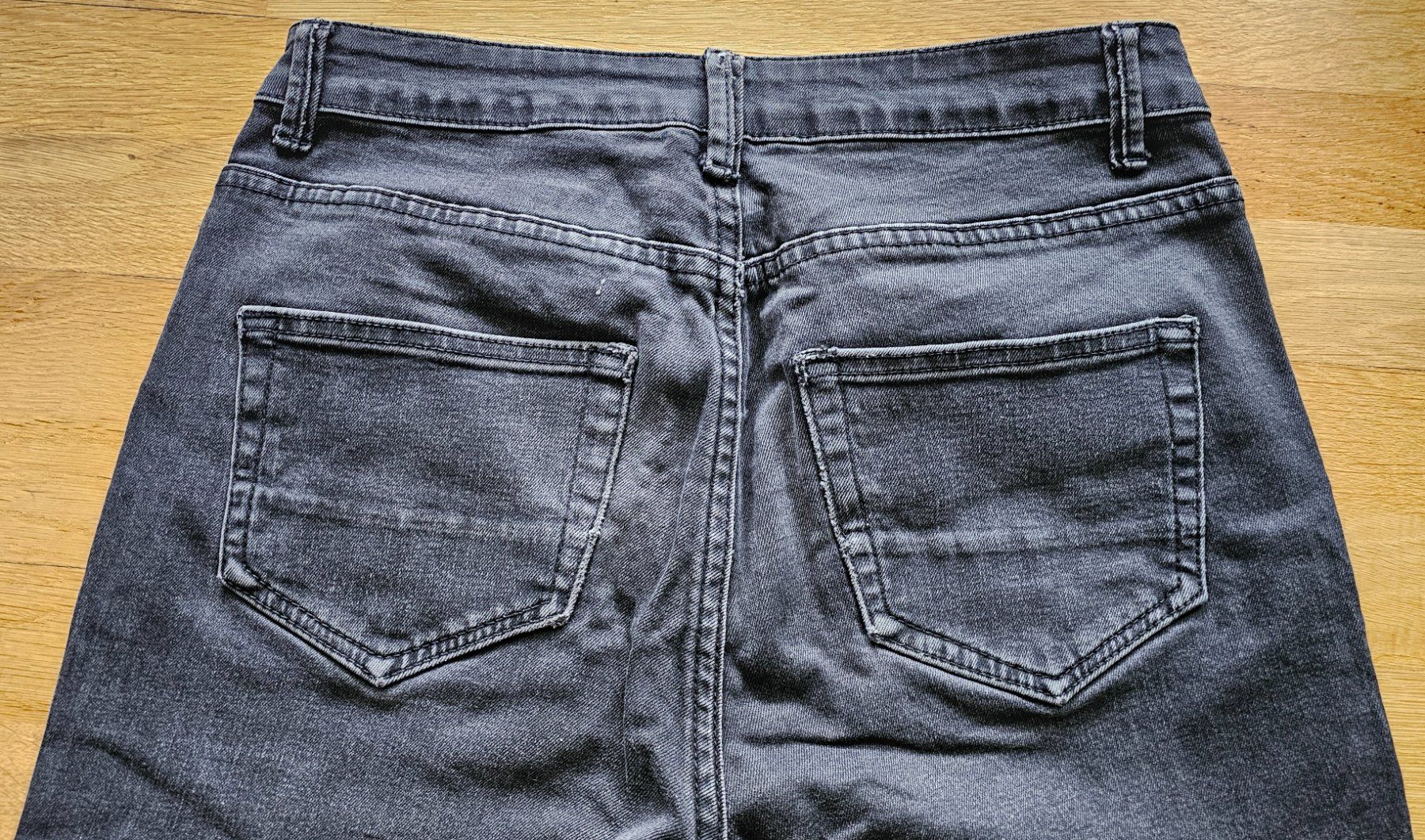 Pantaloni: Pantalon noir - Taille 29 (M) – Usato da Court venduto da Jovi2 3