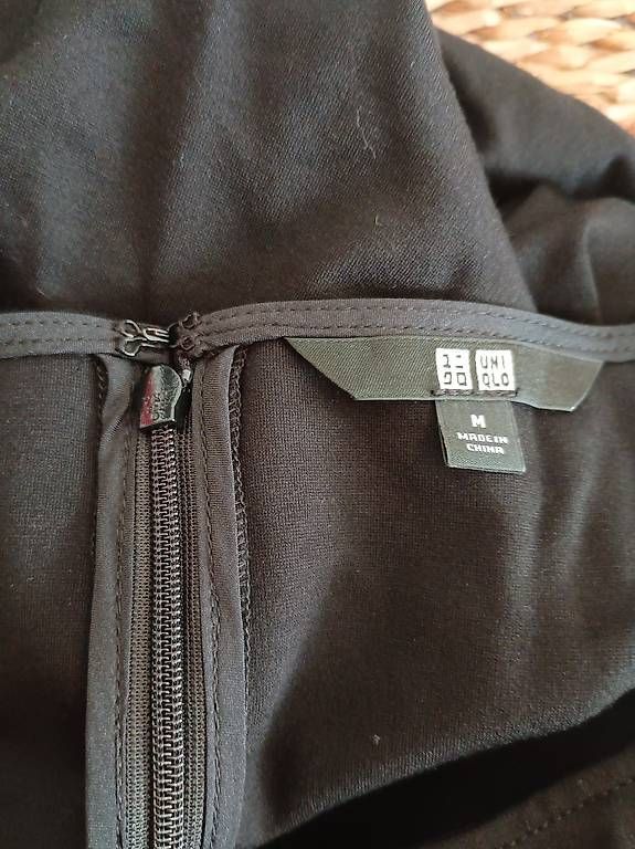 Uniqlo Kleider: Ärmelloses Kleid von Uniqlo – Gebraucht aus Zürich von Melianea 3