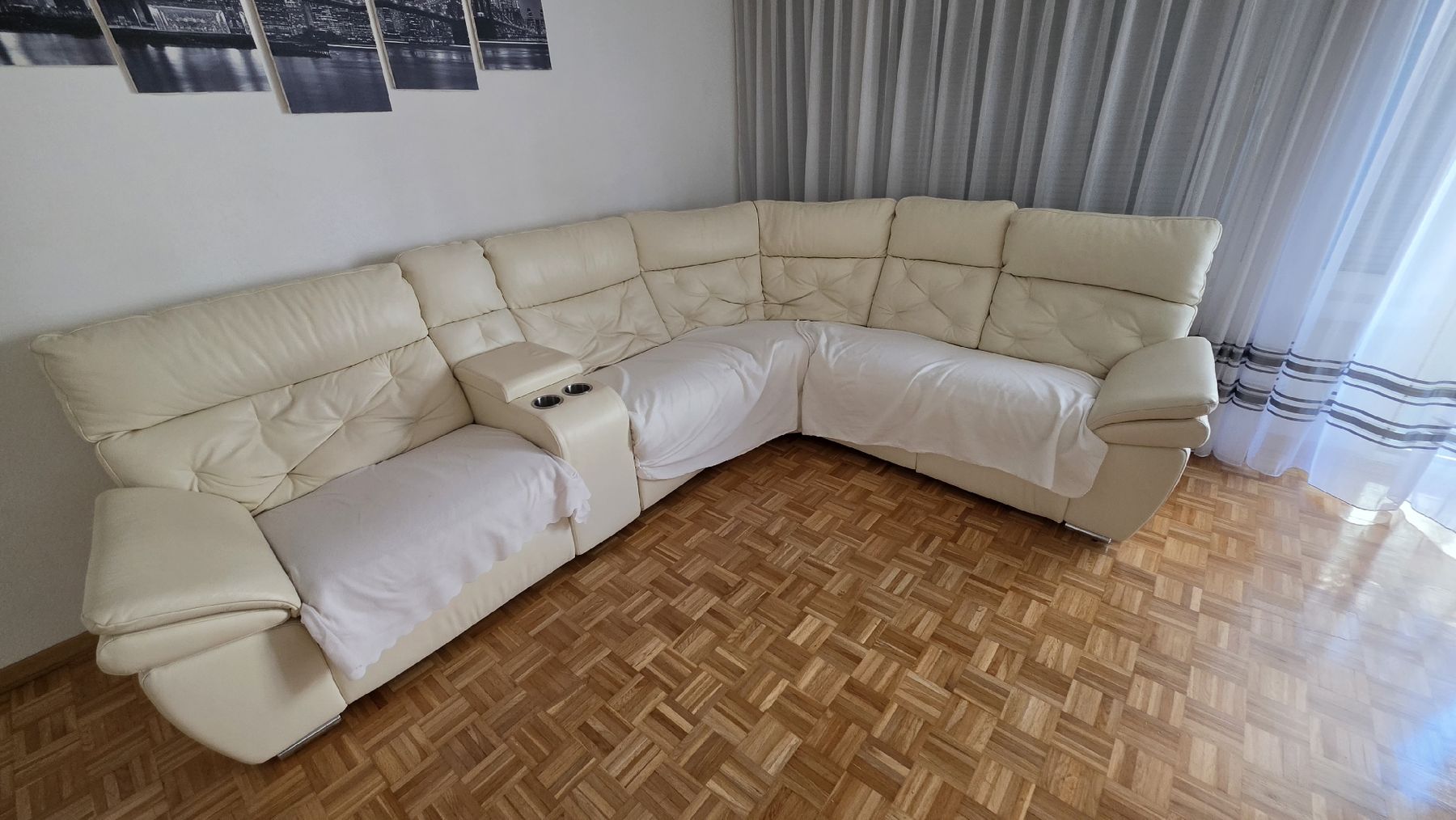 Divani: Gratis Ledersofa – Usato da Zürich venduto da MilanVitic88