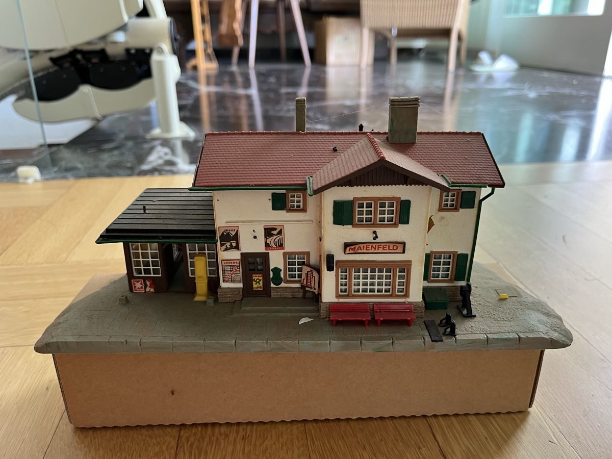Märklin Modellini di ferrovie: Märklin Sammlung, Züge, Gleise – Usato da Meggen venduto da Ricardofrank 8