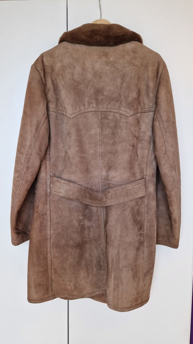 Cappotti: Unisex Wildledermantel mit Lammfell-Innenfutter – Usato da Horgen venduto da madlaina12 1