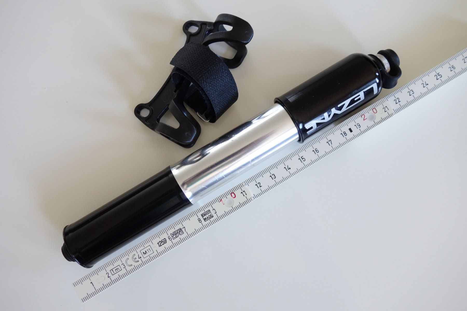 Lezyne Pumpen: Lezyne Velopumpe – Gebraucht aus St. Gallen von 8201 5