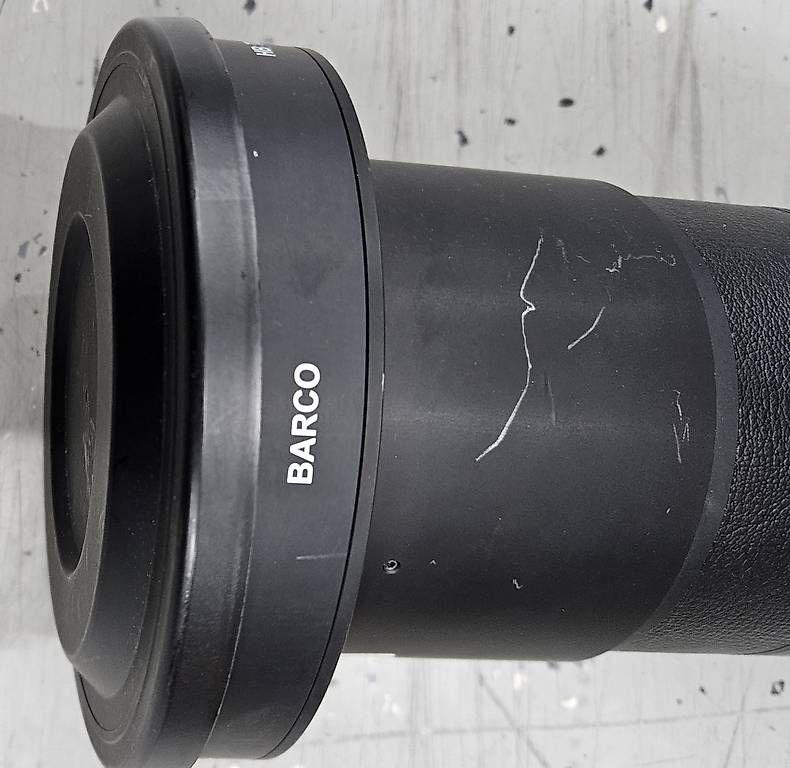 Objectifs: Barco HB TLD+ FF Objektiv 1.2:1 – D'occasion à Rüti ZH par Philippek 2