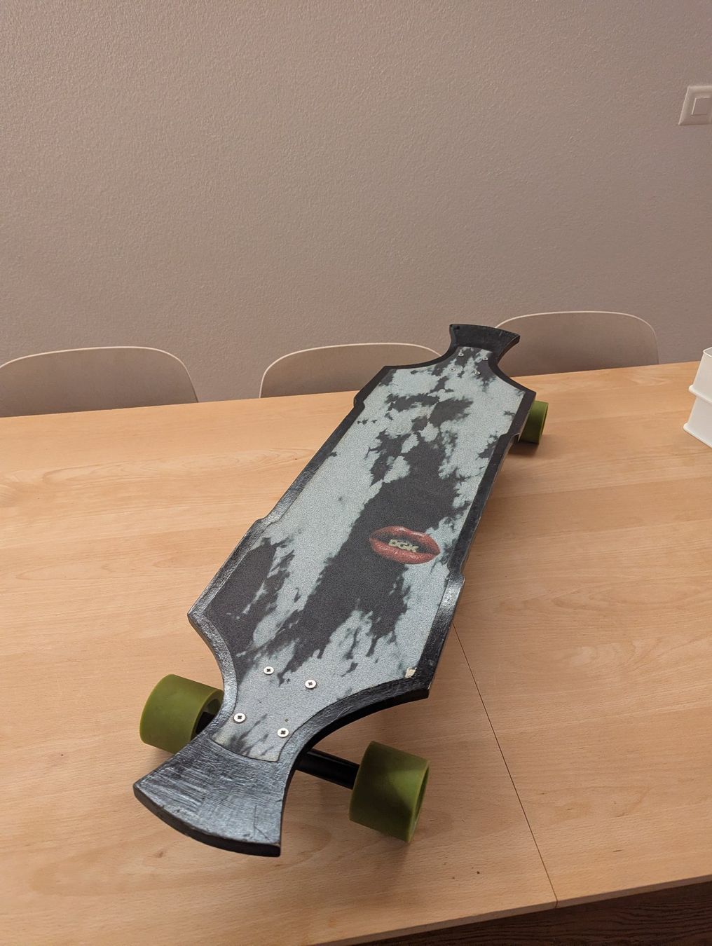 Skateboards: Longboard fait maison – Gebraucht aus Nods von basix96x 1