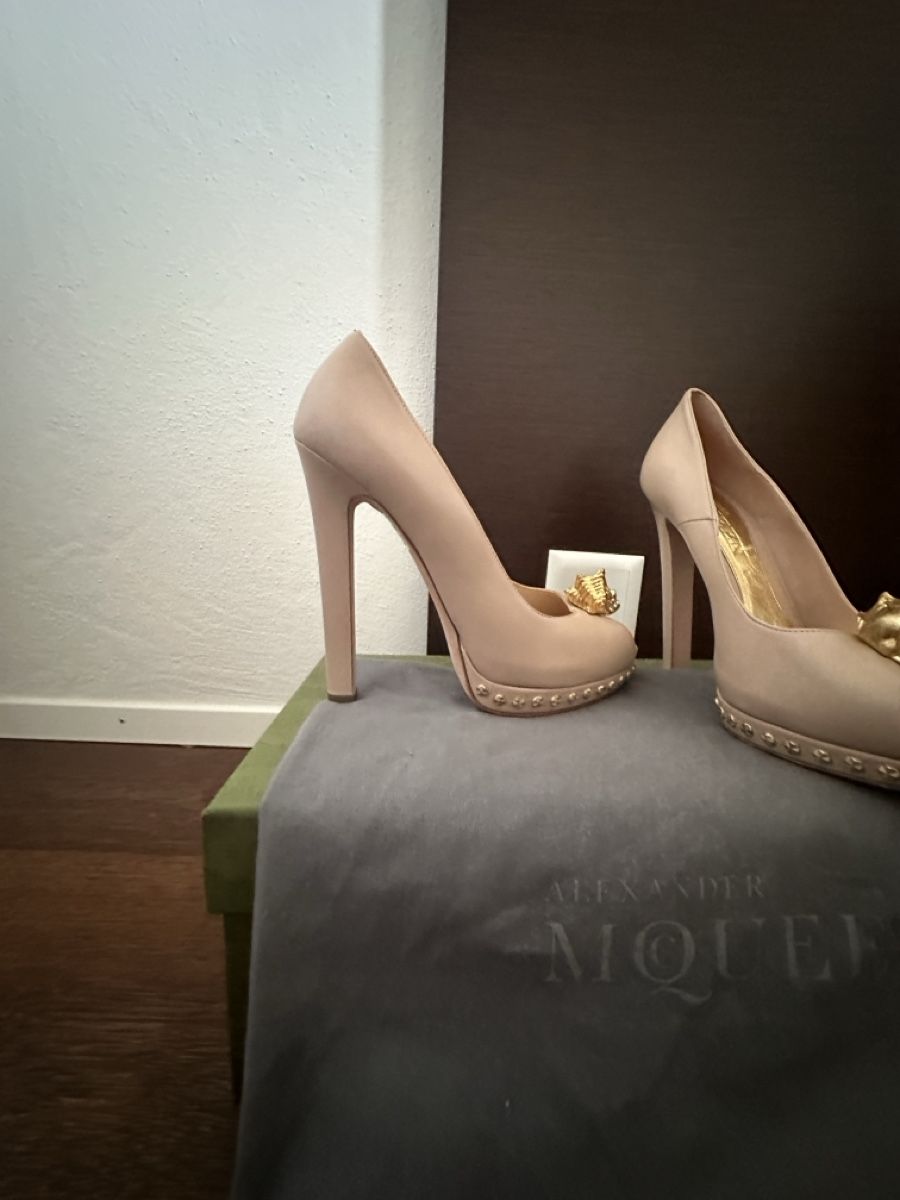 Alexander Mcqueen Scarpe da uomo: Schicke Mcqueen Pumps Gr. 39 – Usato da Jonen venduto da dibbern 3