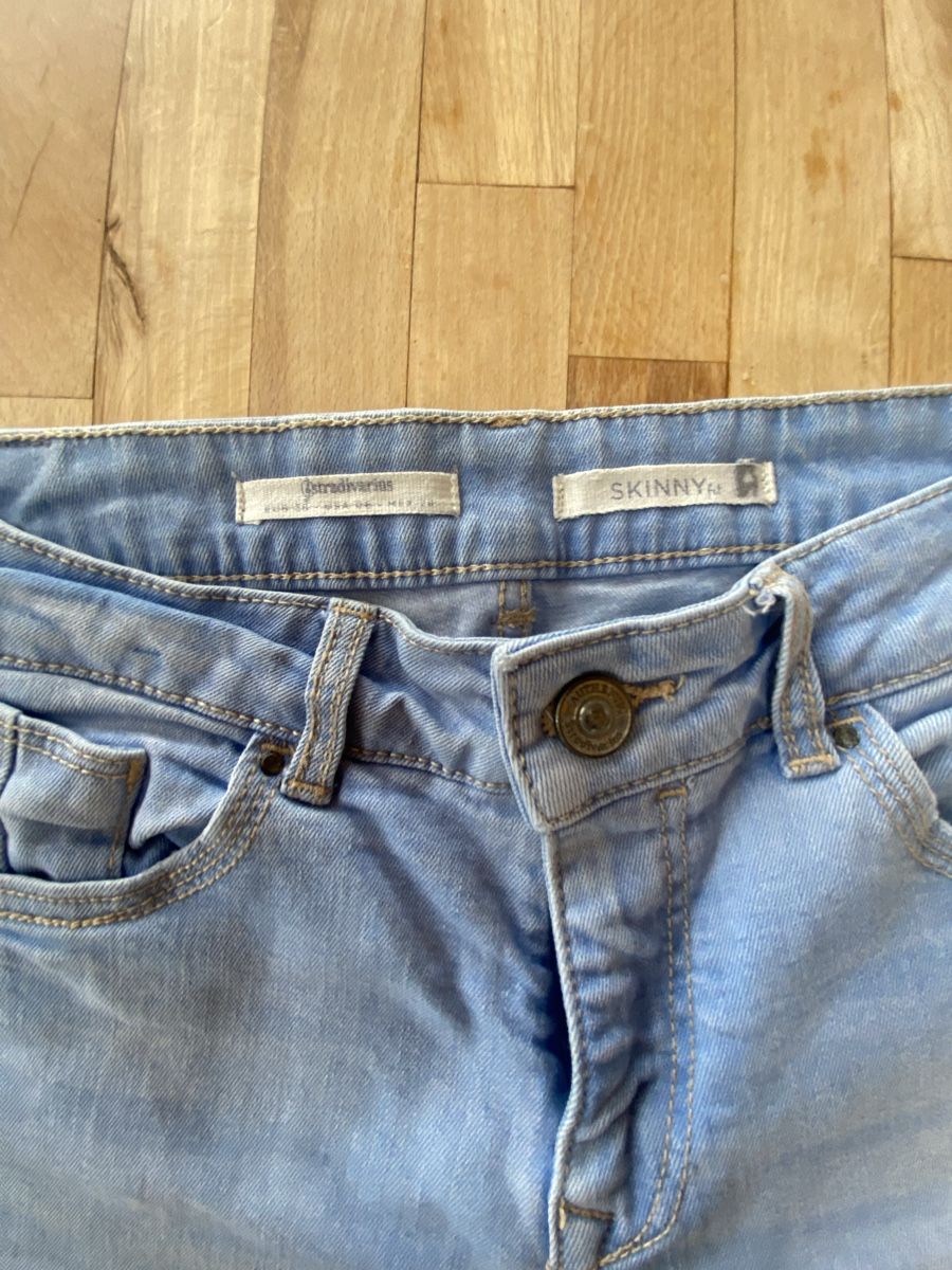 Stradivarius Jeans: LIQUIDATION!!!  Jeans taille EUR 38 Stradivarius – Usato da Genève venduto da pilarina 2