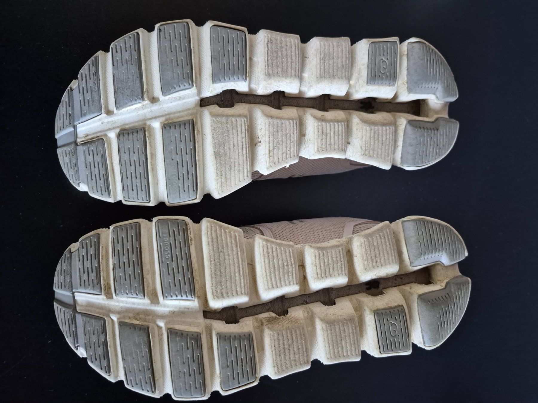 On Scarpe da donna: On Turnschuhe Gr. 38 Helllila – Usato da Dozwil venduto da Kuka25 5
