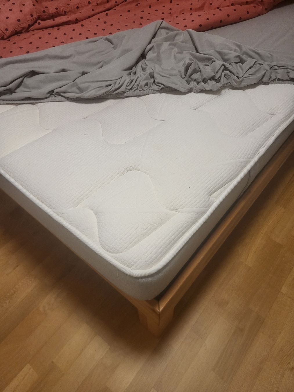 Betten: Bett 140x200 cm komplett  – Gebraucht aus Bad Zurzach von Johny62 2
