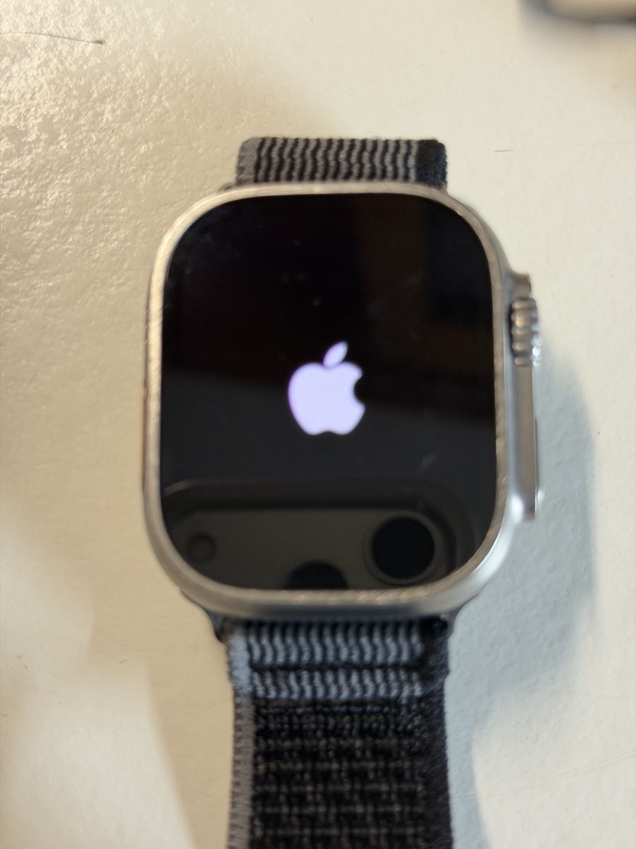 Apple Smartwatch: Apple Watch Ultra 49mm Defective – Defekt aus Chur von beverlyone