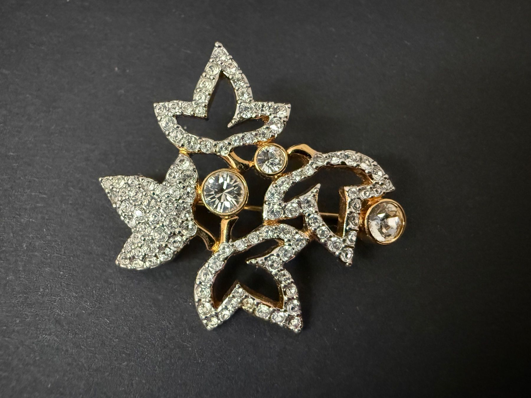 Swarovski Spille & Fermagli: SWAROVSKI Brosche – Usato da Spiegel b. Bern venduto da Rogger72