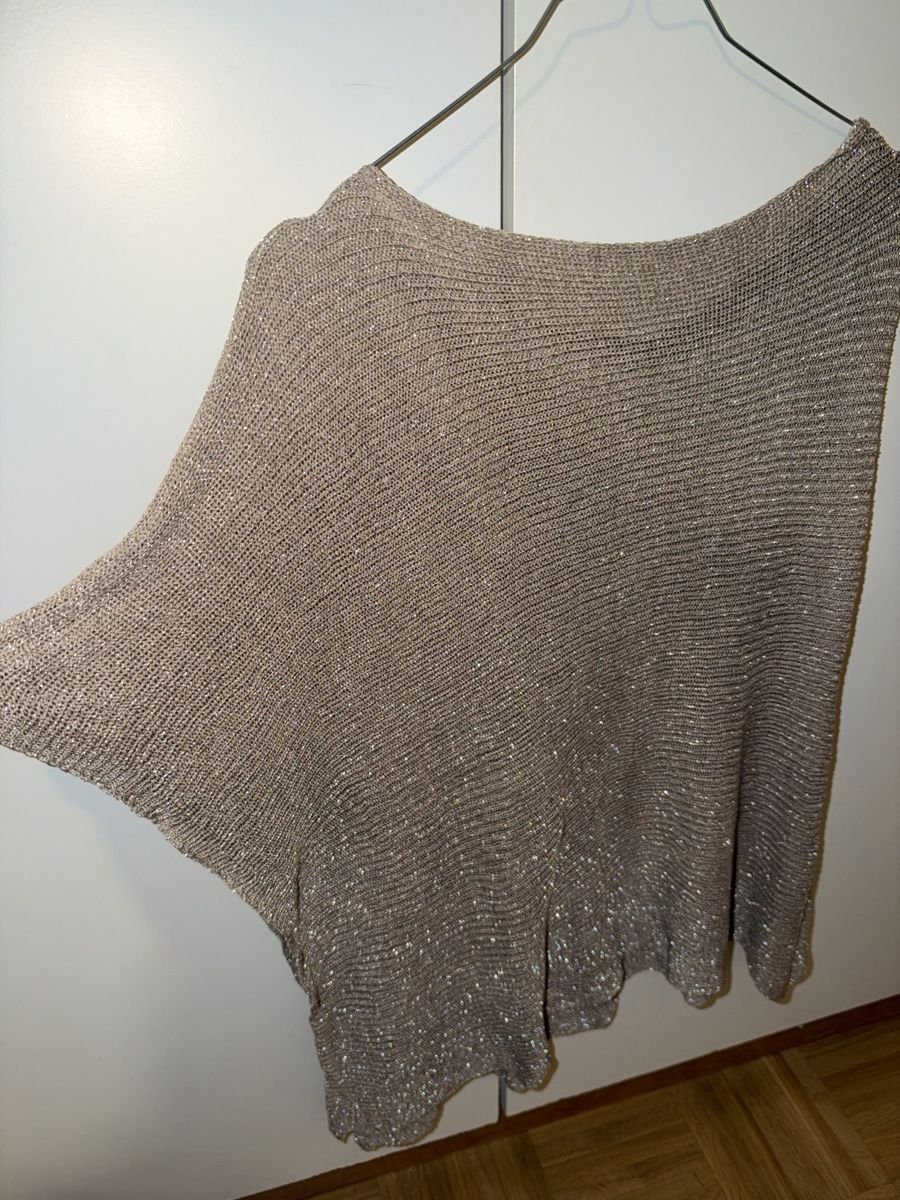 T-shirt: Damen Poncho gold – Nuovo (secondo la descrizione) da Biel/Bienne venduto da Peeeep10 2
