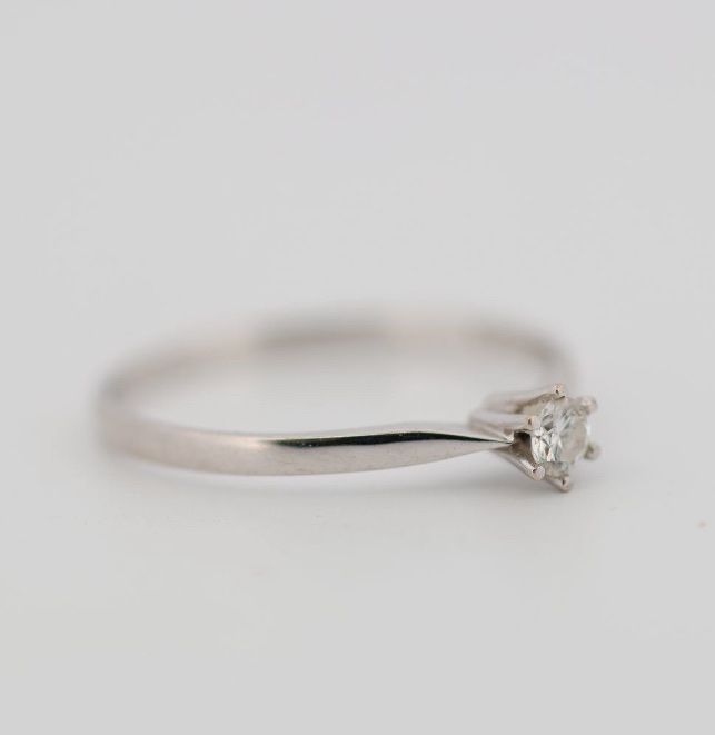 Anelli: Solitaire Ring Diamant 0.10ct 18K Weissgold / 52 – Nuovo e nell'imballaggio originale da Untersiggenthal venduto da TimeandShine 2