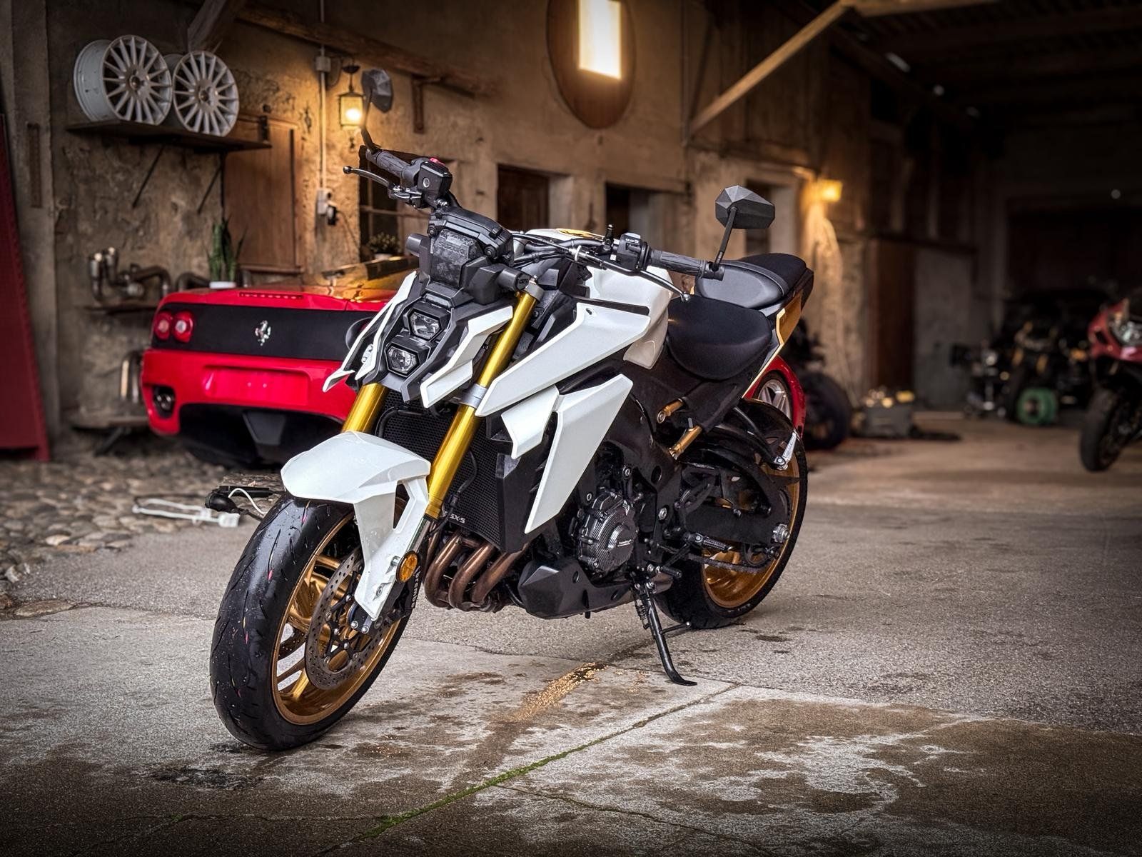 Suzuki Strada: Suzuki GSXS 1000 – Usato da Lausanne venduto da jos_qn6v