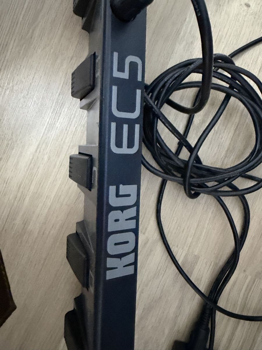 Korg Musikinstrumente: Korg EC5 Pedal mit USB Midi Conventer – Gebraucht aus Abtwil SG von BErdem24 1