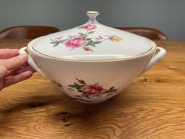 Suppenschüssel Vintage Rosenmuster