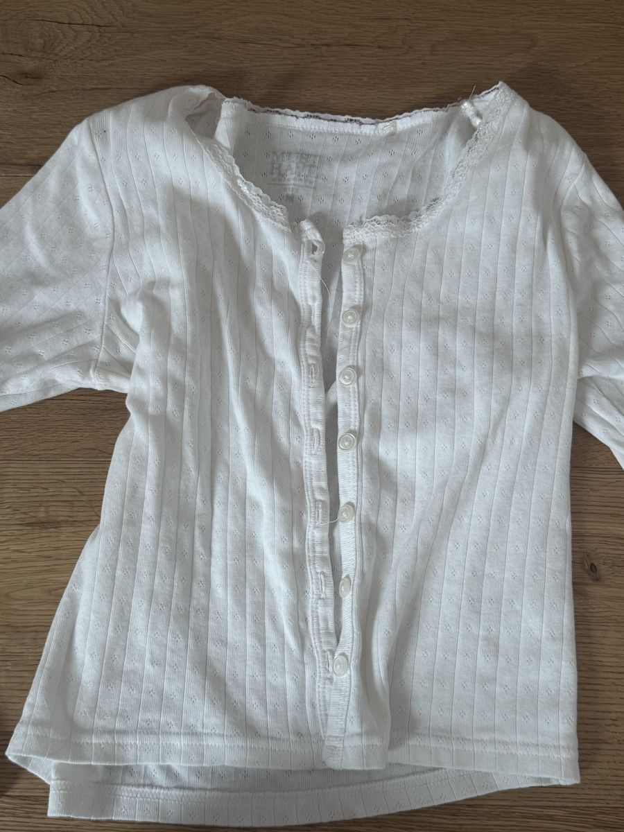 Tops: Langarmshirt Weiss Grösse M   – D'occasion à Hüttwilen par sar_8gj7