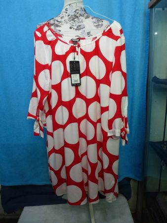 TUNIKA ROT WEISS VISCOSE GR 44 HALBARM NEUI ETIKETT SCHLITZ