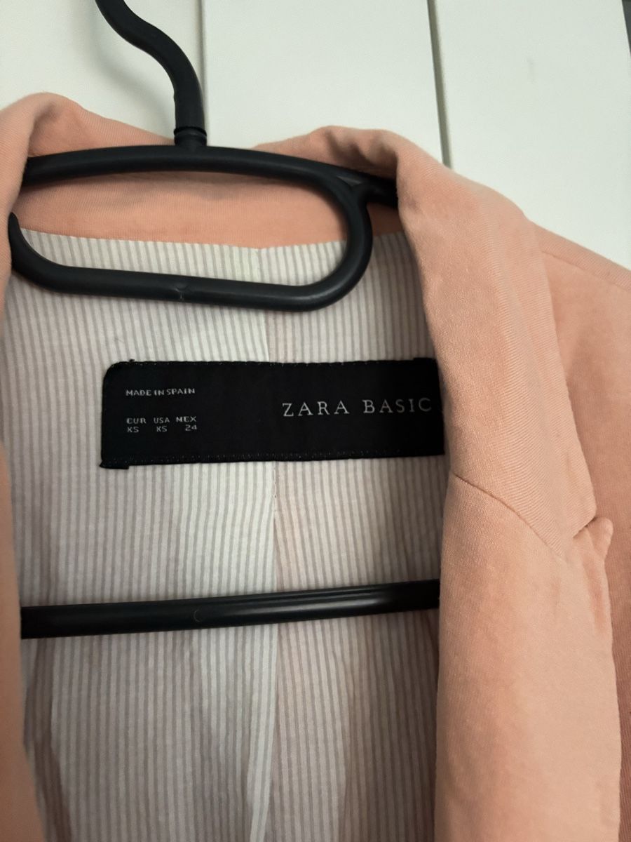 Zara Giacche: Zara Basic Damen Blazer, Grösse XS, Lachsfarben – Usato da Brütten venduto da Raaphi6 1