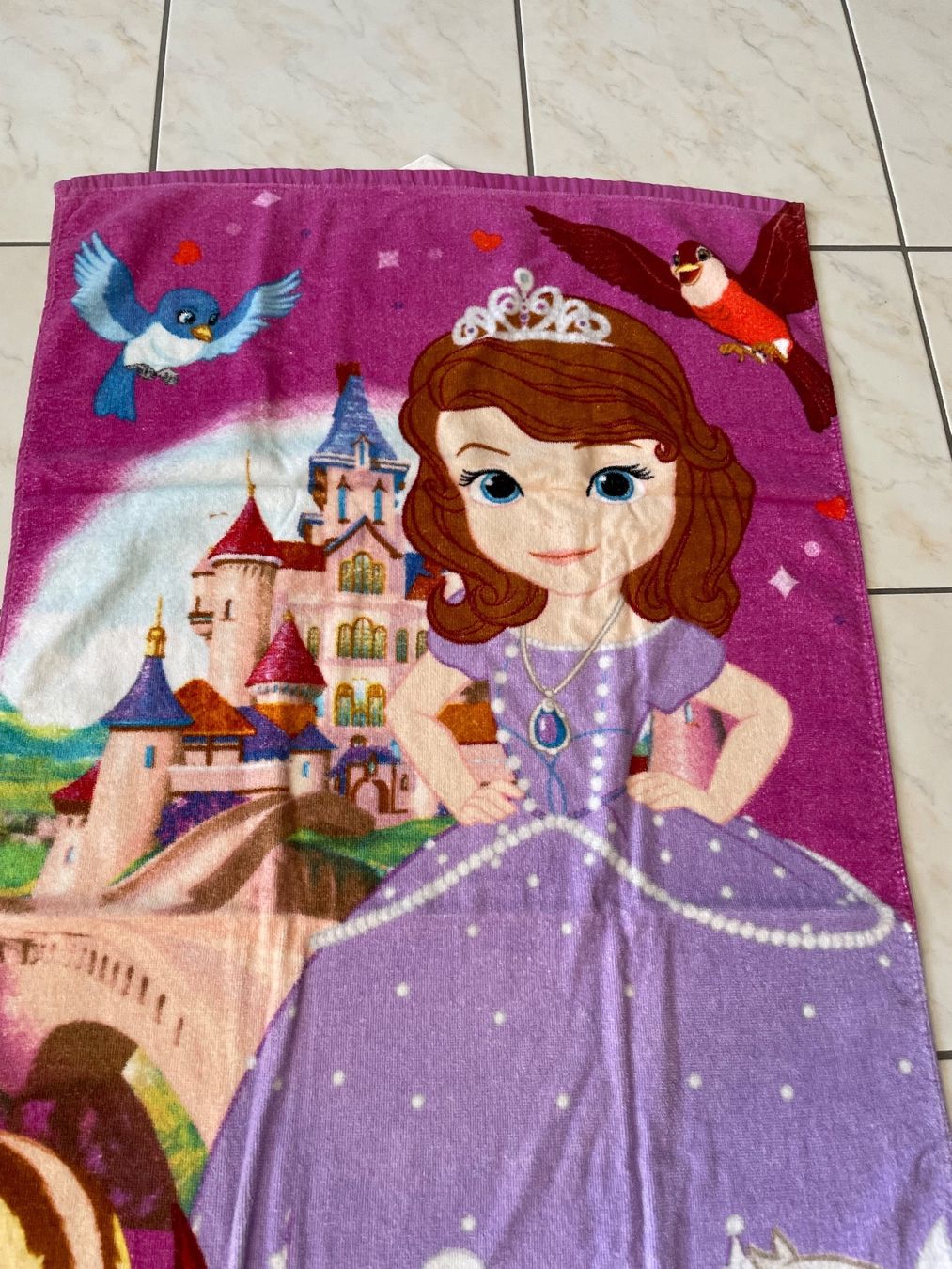 Disney Serviettes de bain: Serviette de bain princesse Sofia Disney – D'occasion à Martigny par mim_lk7x 1