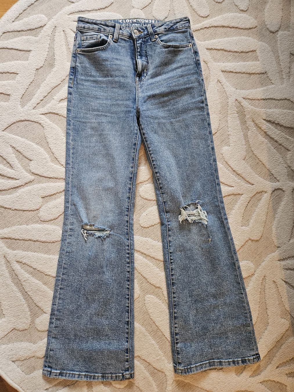 C&A Jeans: Clockhouse Flared high Waist Jeans/Gr 38 – Usato da Baar venduto da BlackCat_13 2
