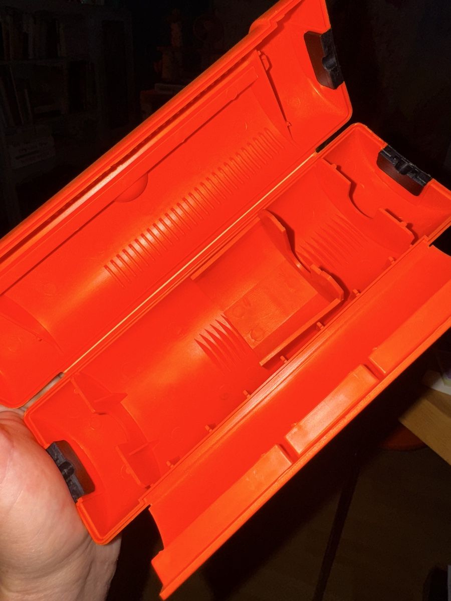 Unità & Adattatore: Sicherheitsbox Max Hauri , Steckerbox, 4 Stk, neuwertig – Nuovo e nell'imballaggio originale da Schwellbrunn venduto da Magdalena888 2