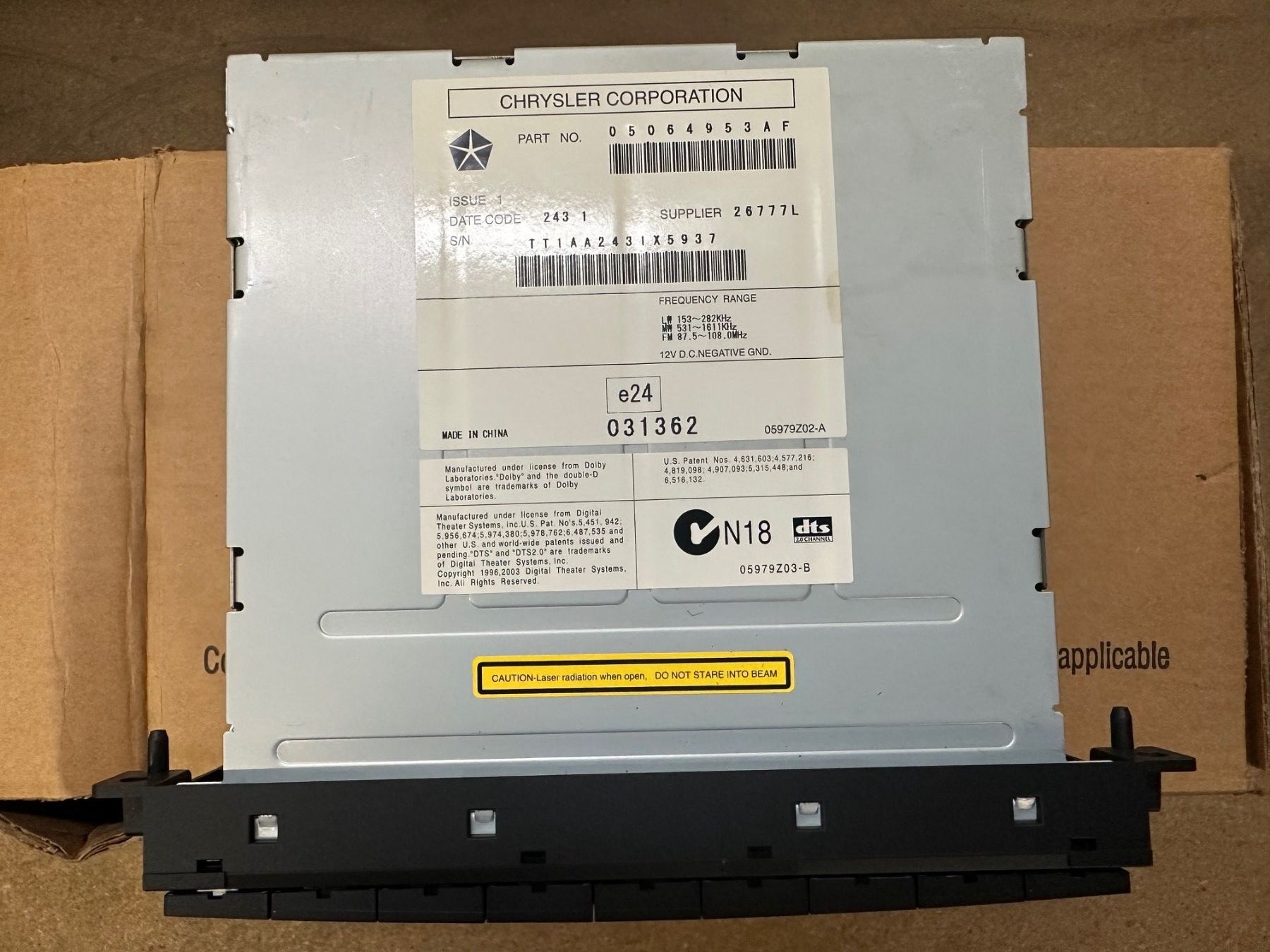 Radios: AUTORADIO JEEP / DODGE 05064953AF – Gebraucht aus Winterthur von 8406Winterthur 1